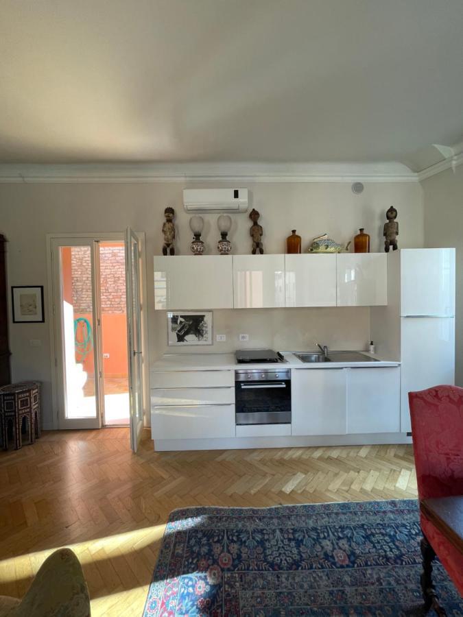 Elegante Appartamento In Centro A צ'זנה מראה חיצוני תמונה